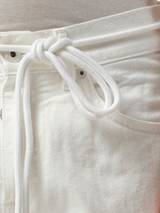 Slim Back Dart Jeans in White