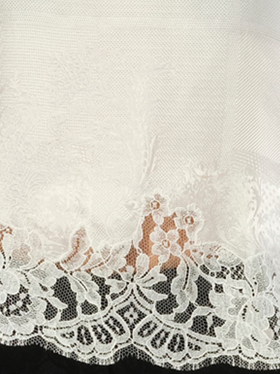 Sleeveless Tops in White