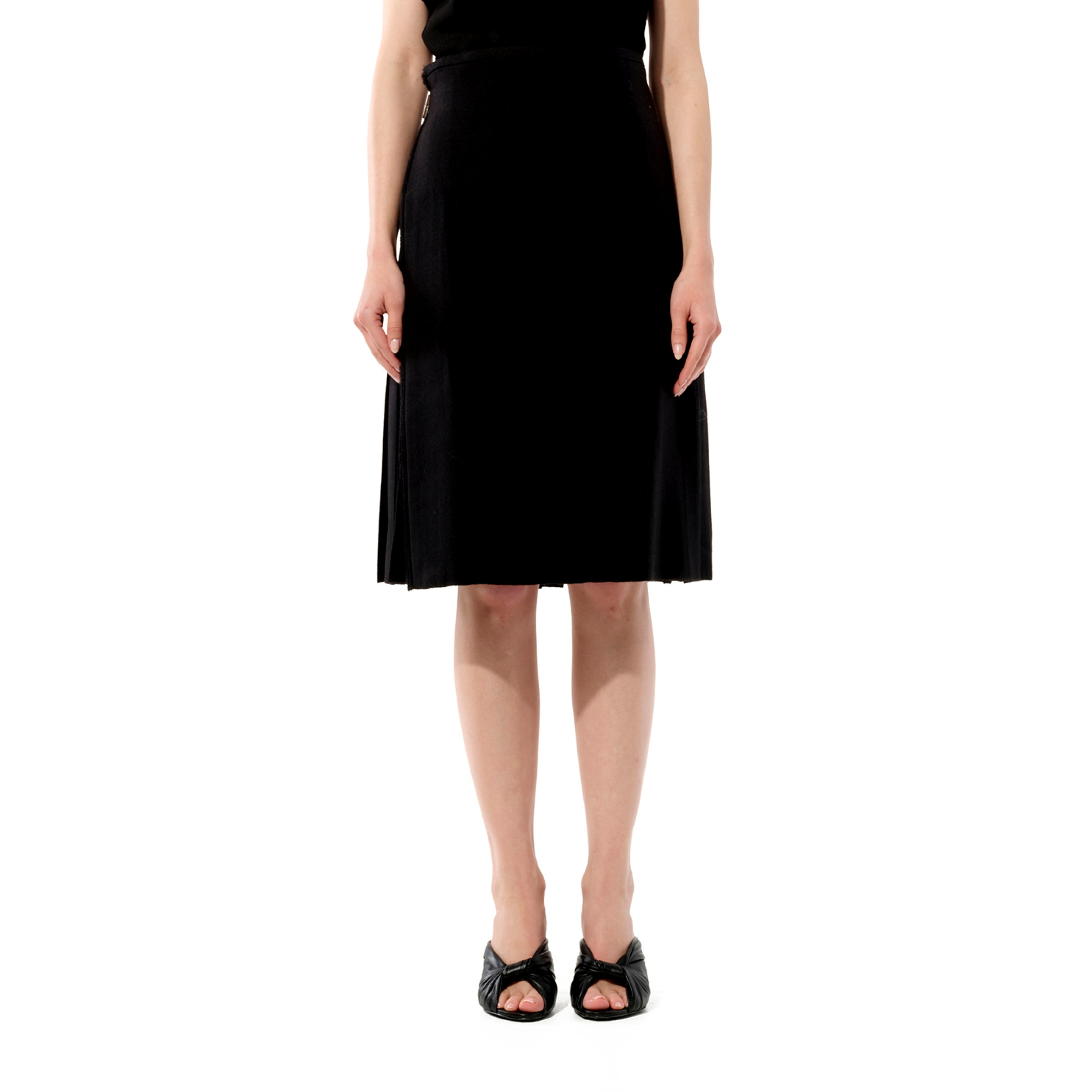 Logo Kilt Skirt in Black