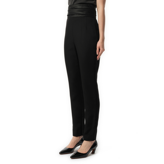 Lenro Pants in Black