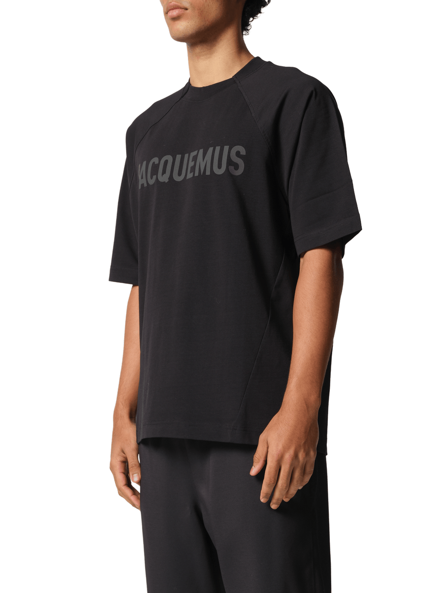 Jacquemus Le T-Shirt Typo in Black
