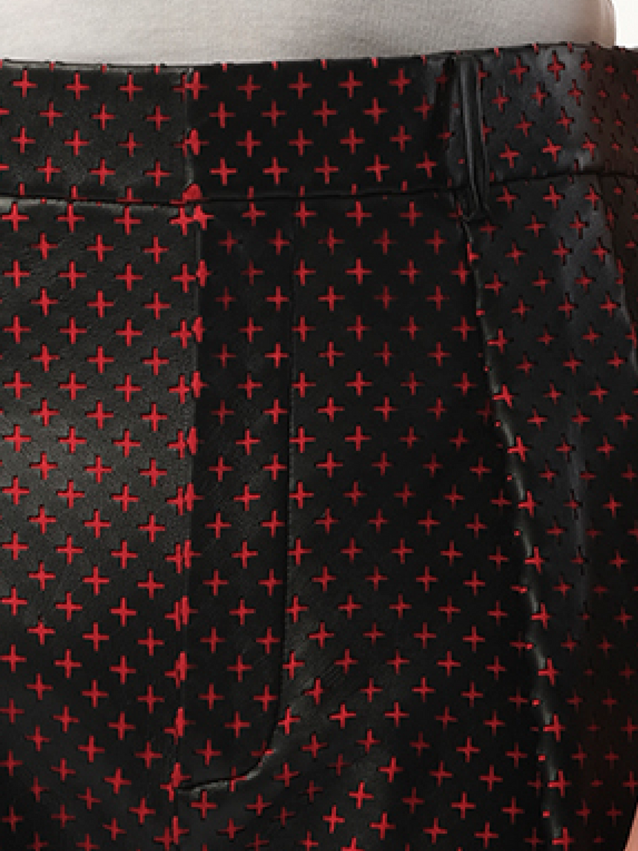 Leather Bermuda in Black