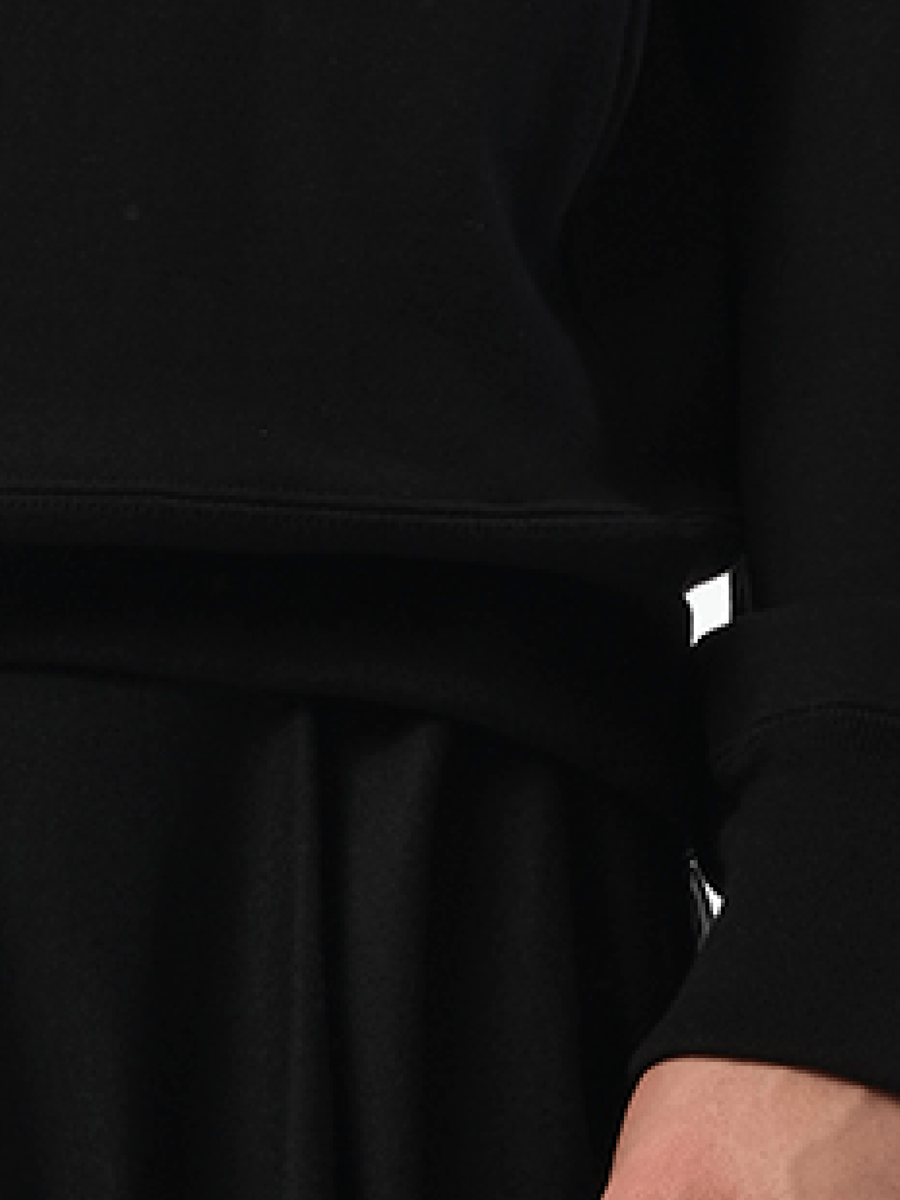 Hoodie in Black