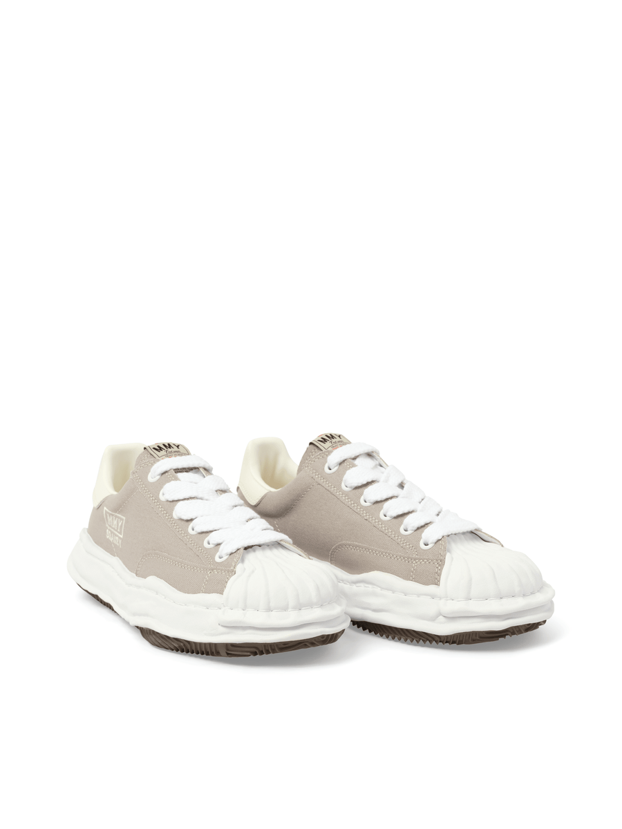 Blakey OG Sneaker in Gray Front View | MAISON MIHARA YASUHIRO