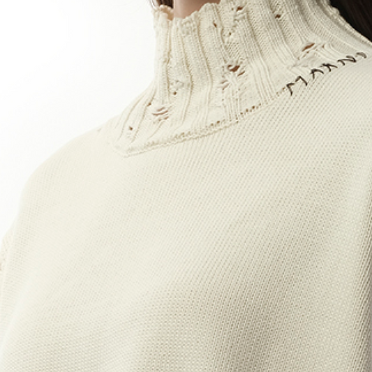 Turtleneck Sweater in Lily White