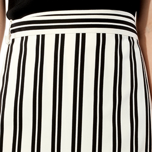 Chilie Skirt in Black/White