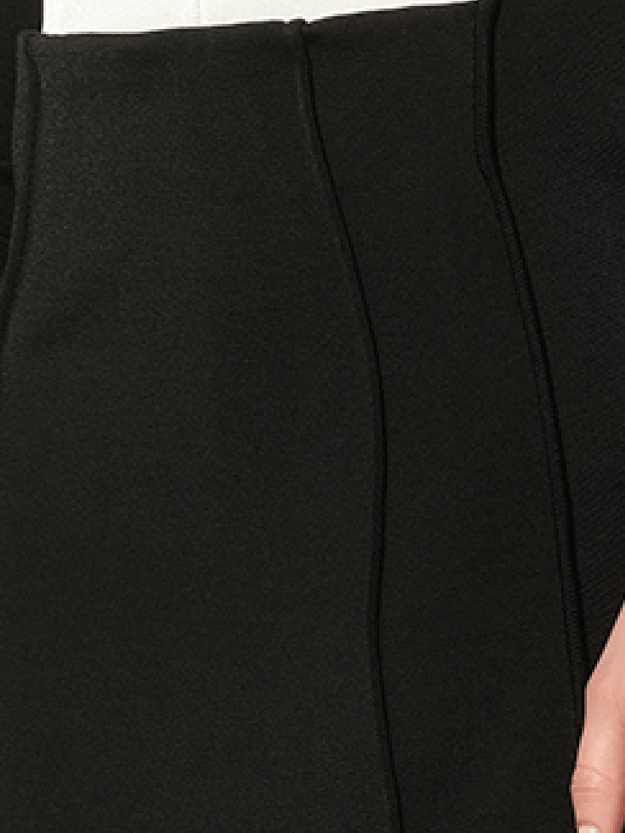 Back Panel Skirt in Black