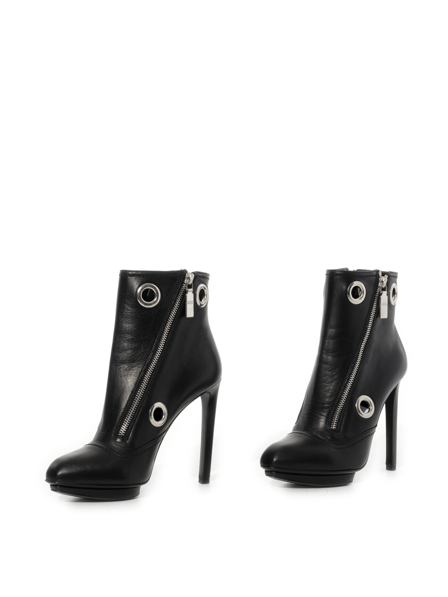 Low Boots in Black Back View | ALEXANDER MCQUEEN