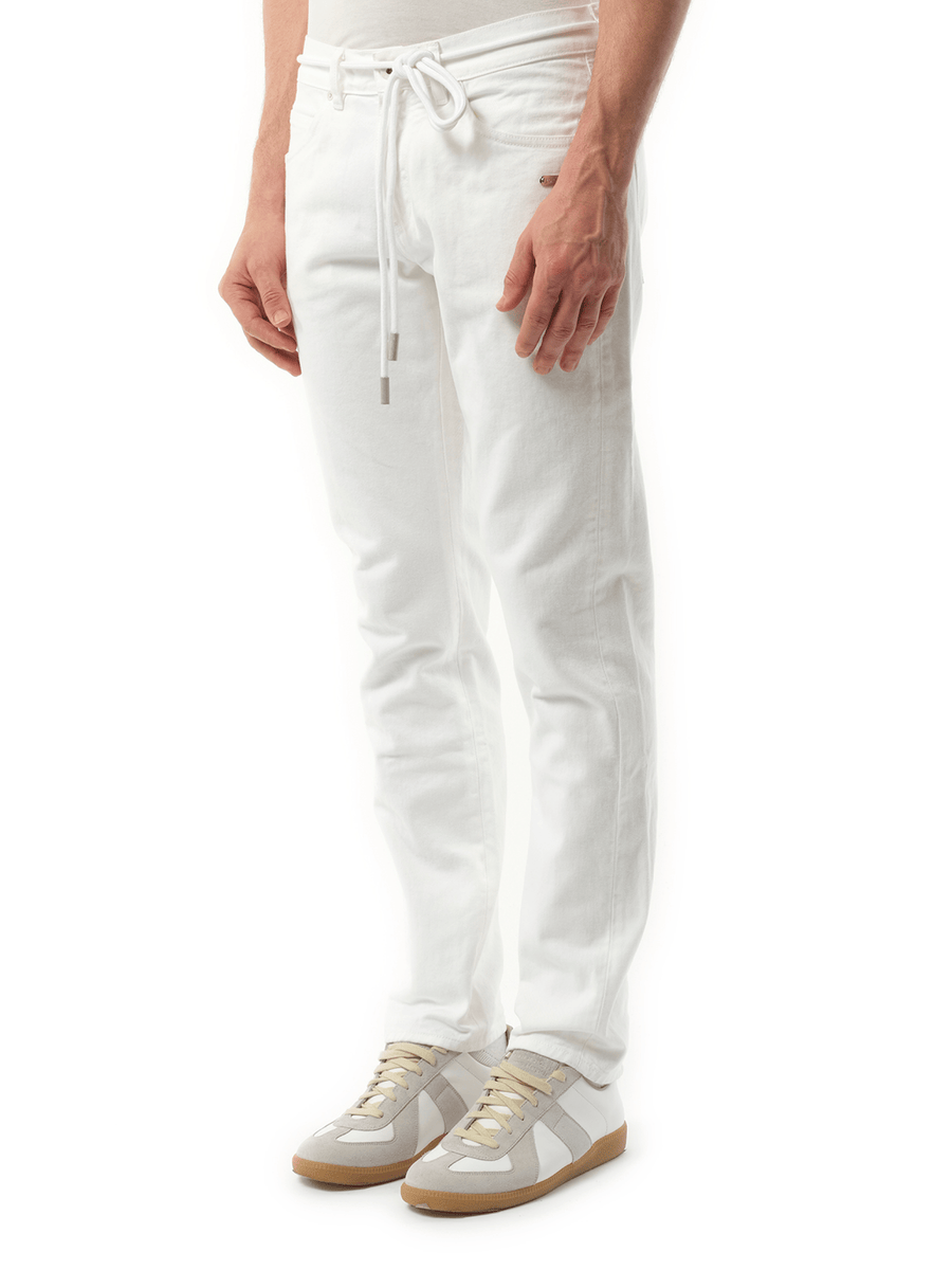 Slim Back Dart Jeans in White