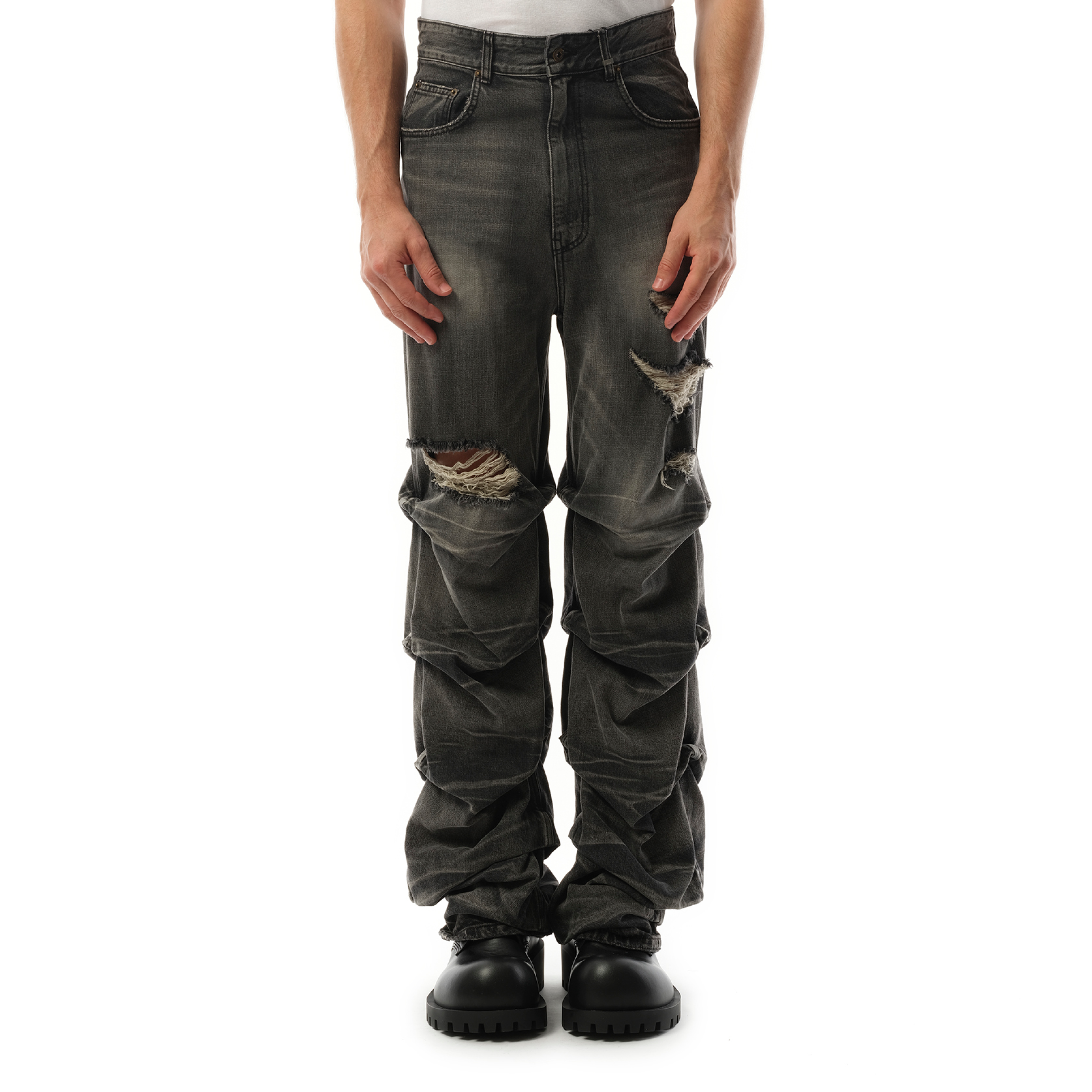 Wrinkled Straight Denim Trousers in Black