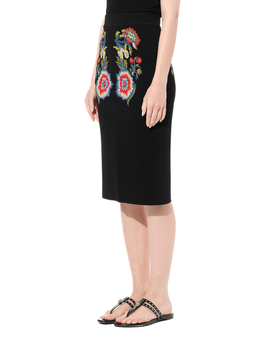 Pencil Knee Skirt in Black