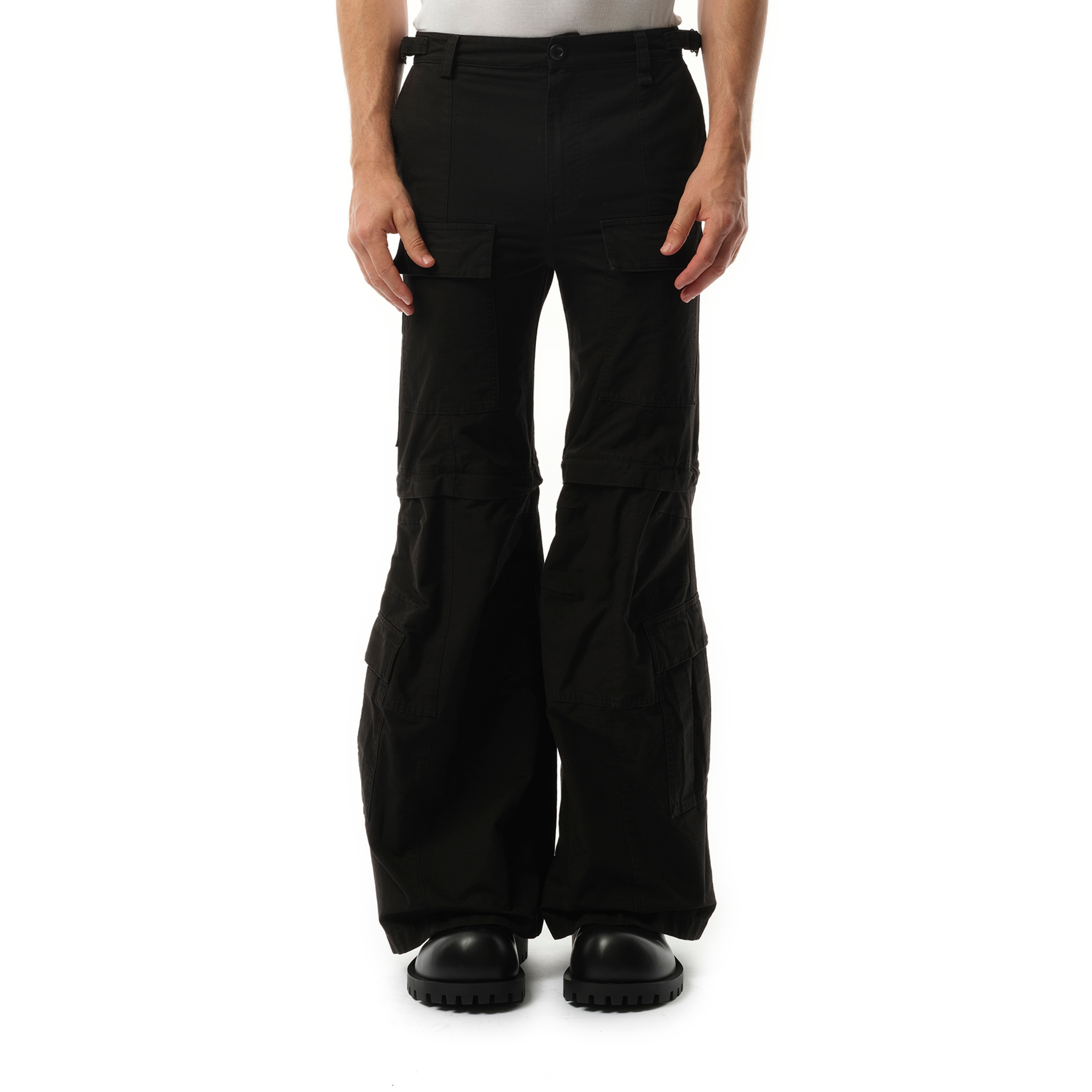 Flared Cargo Pants in Black