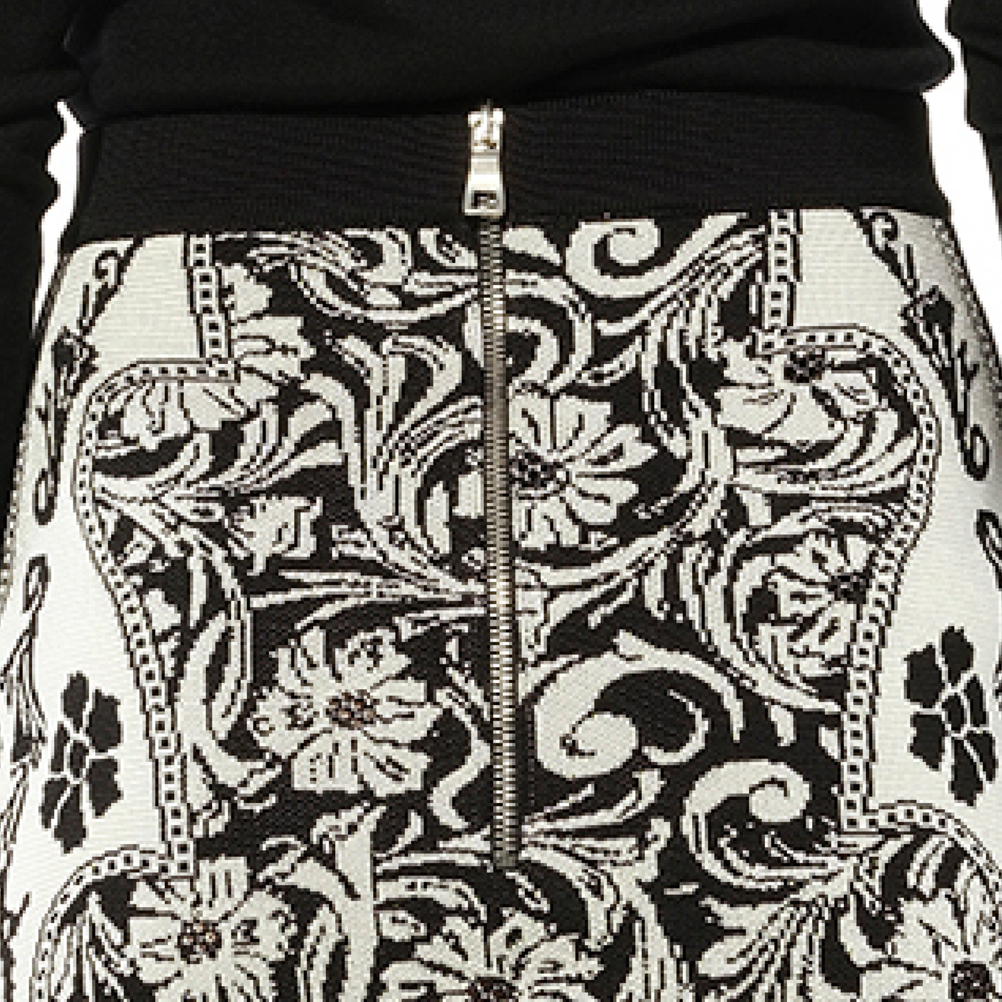 Floral Motif Skirt in Black