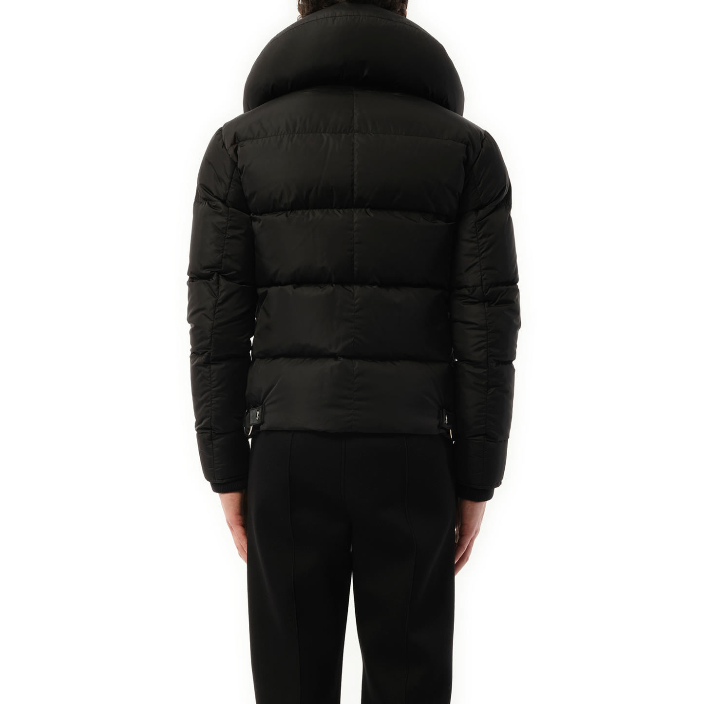 Pod Down Jacket in Black