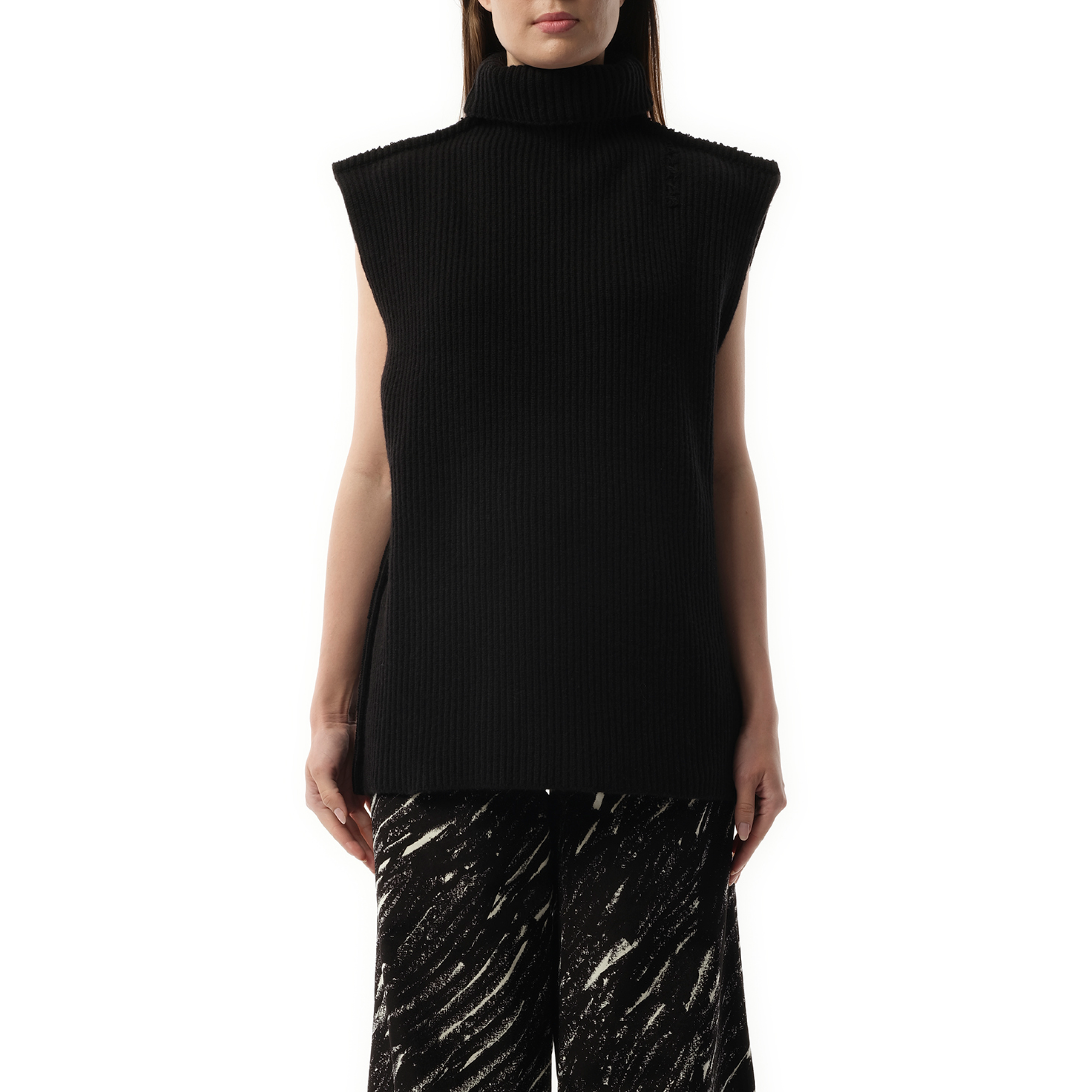 Sleeveless Turtleneck Sweater in Black