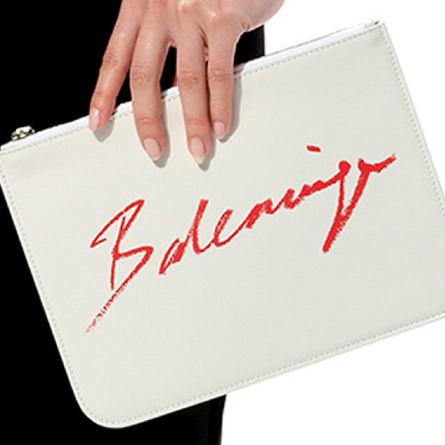 Eday Signature Pouch M in White