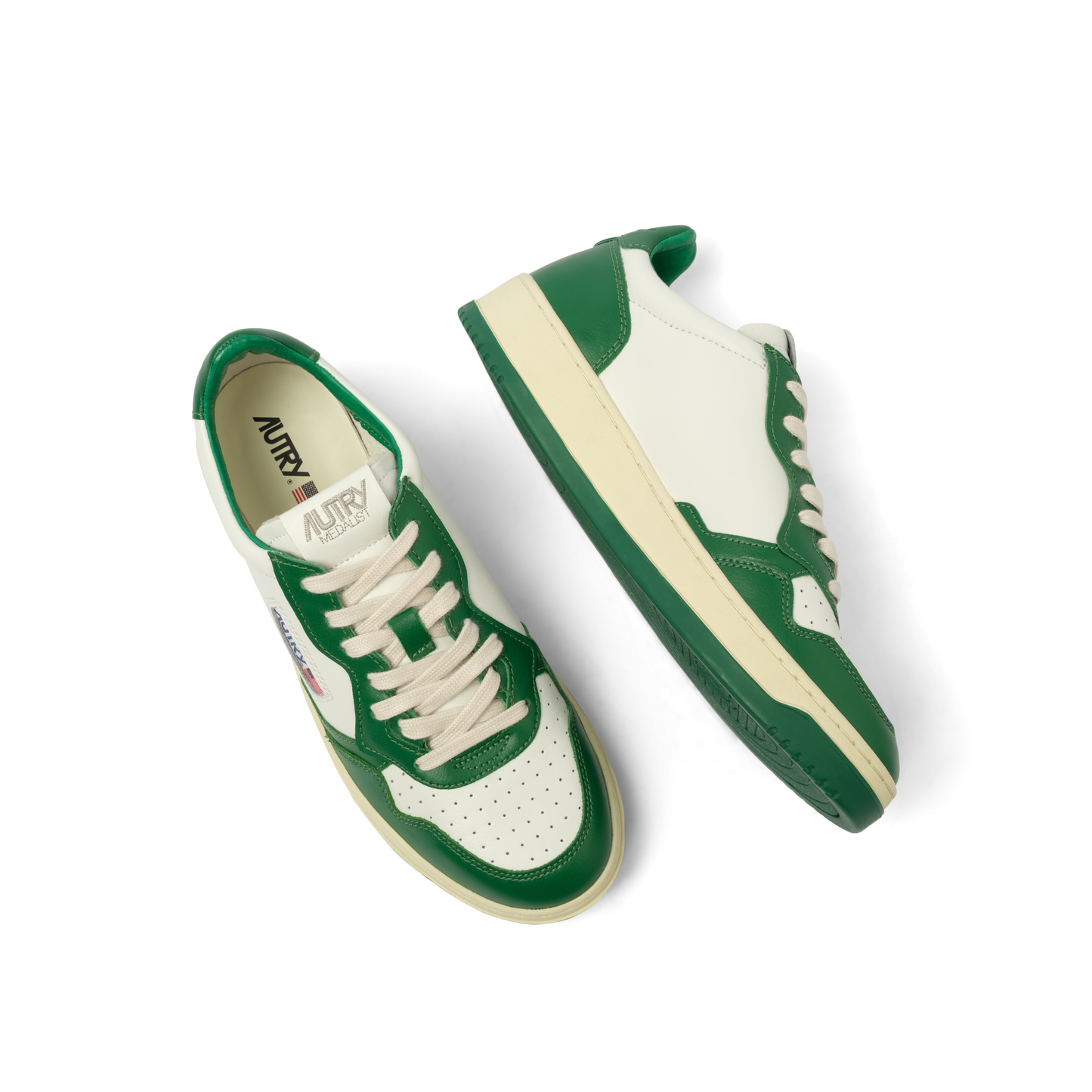 Medalist Low Bicolour Sneakers in White/Green