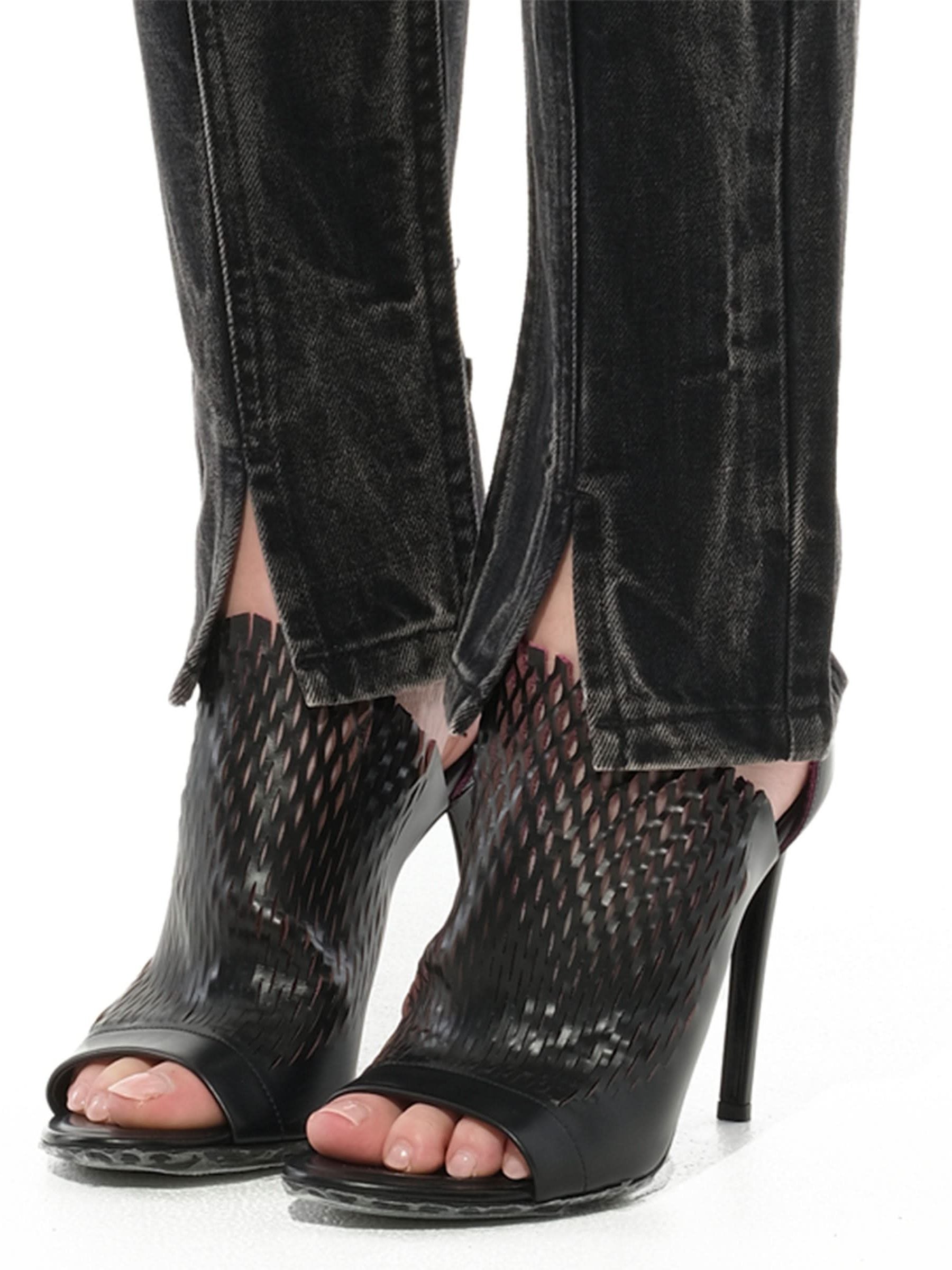 Slim Fit Jeans in Black
