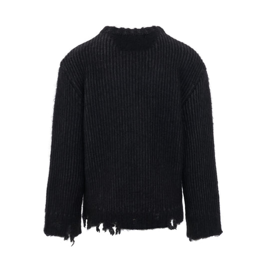 Bulky Yarn Basic Pullover in Black