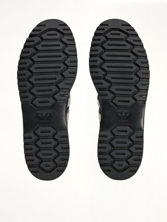 Adidas x SFTM Samba LX Freizeit in Core Black