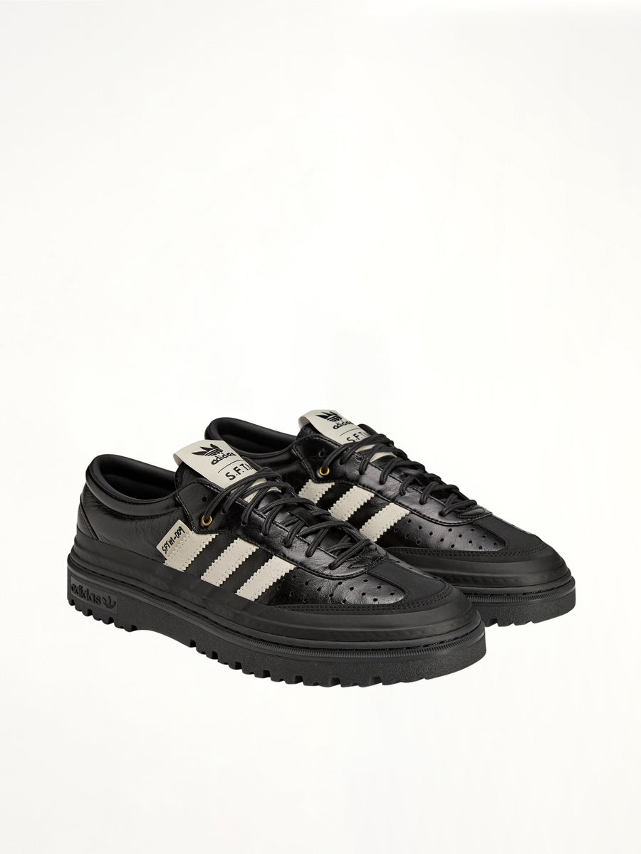Adidas x SFTM Samba LX Freizeit in Core Black