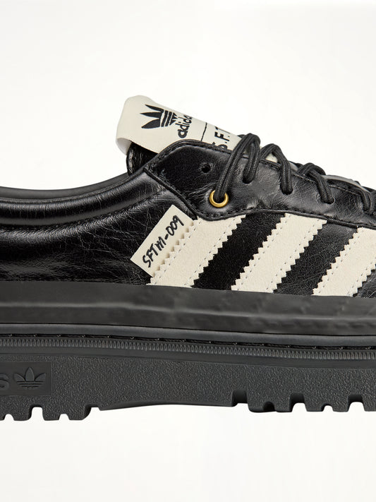 Adidas x SFTM Samba LX Freizeit in Core Black