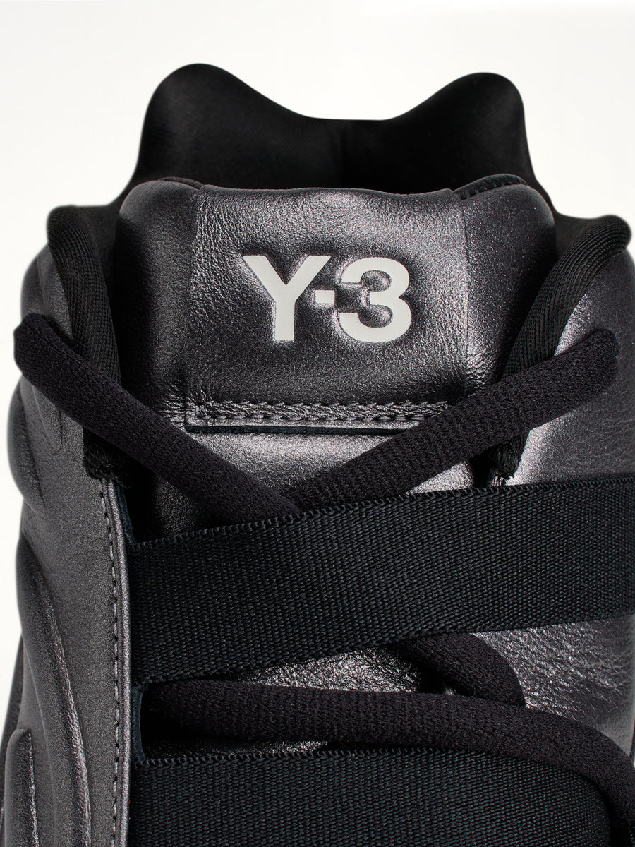 Y-3 Megaball Sneaker in Silver