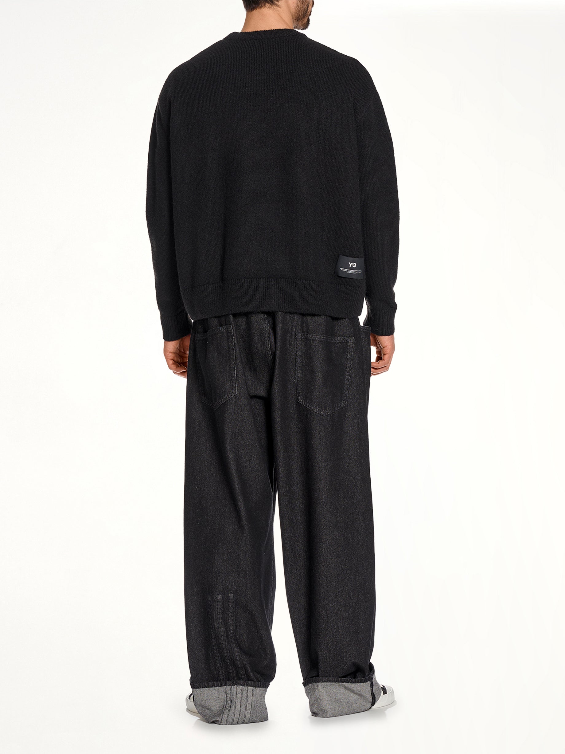Skull Graphic Knit Sweater in Black