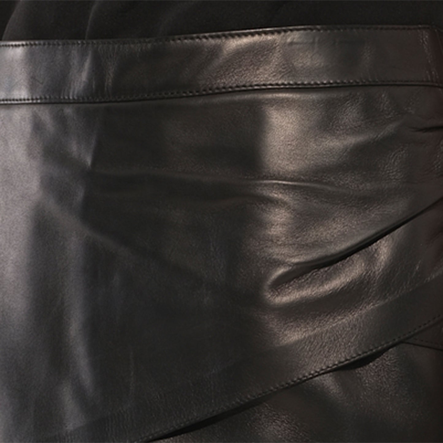 Leather Short Skirt in Black