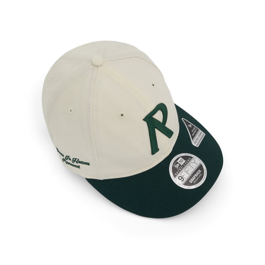 Initial Cap in Cream/Racing Green