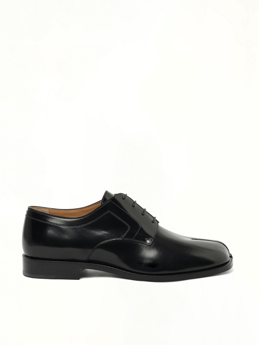 Tabi Lace-Up Derby in Black Side View | MAISON MARGIELA