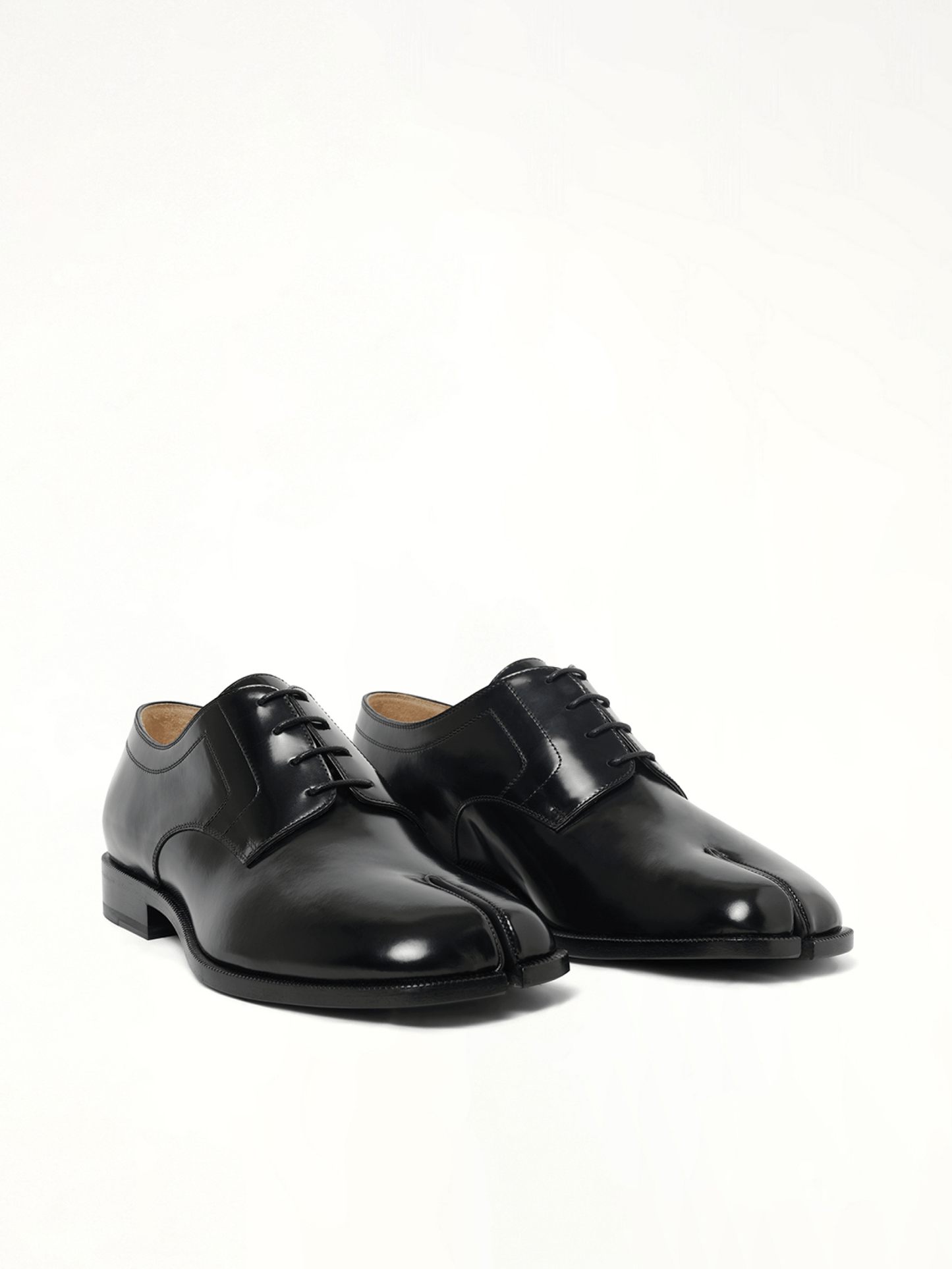 Tabi Lace-Up Derby in Black