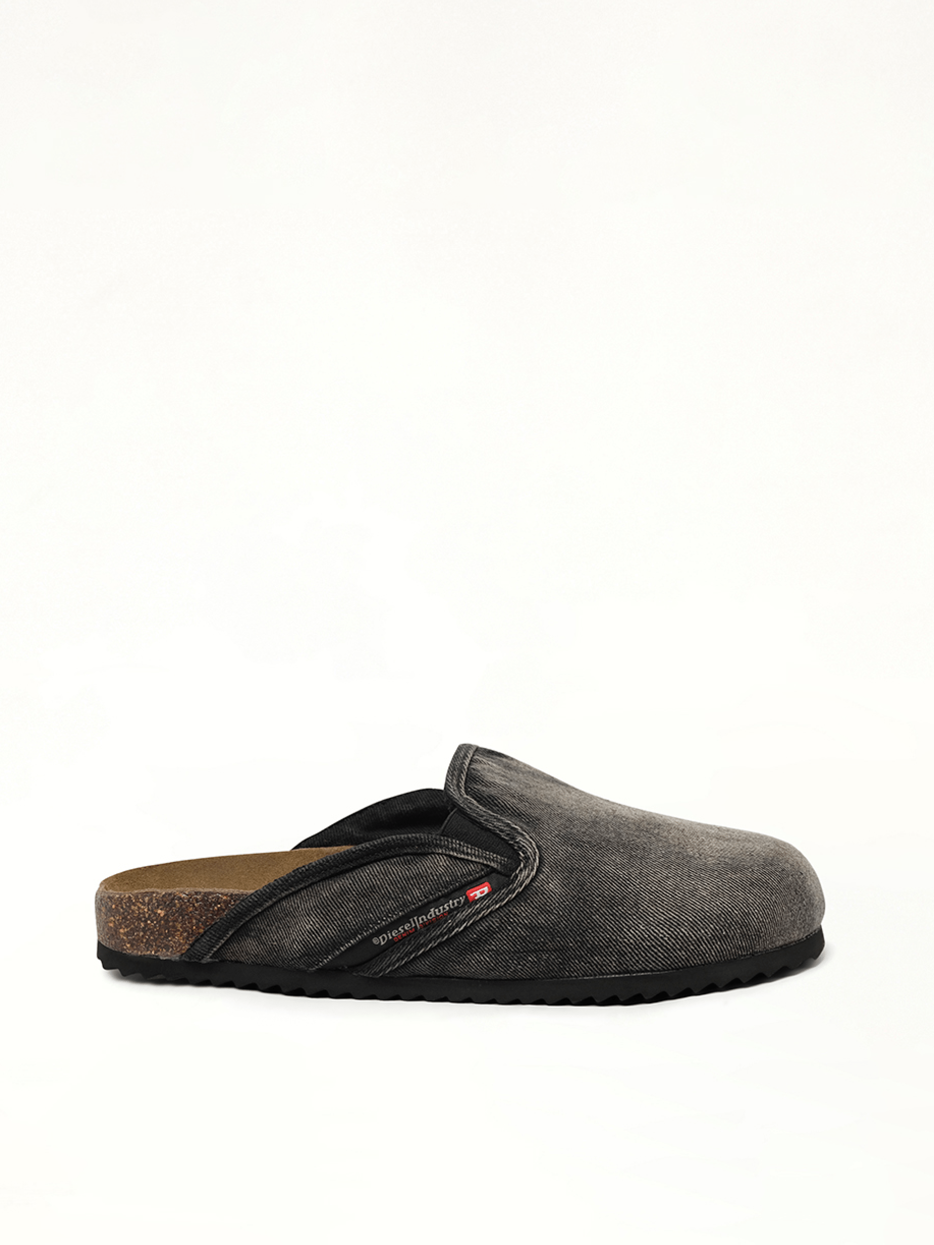 D-WOODSTOCK Slip-on in Black Side View | DIESEL