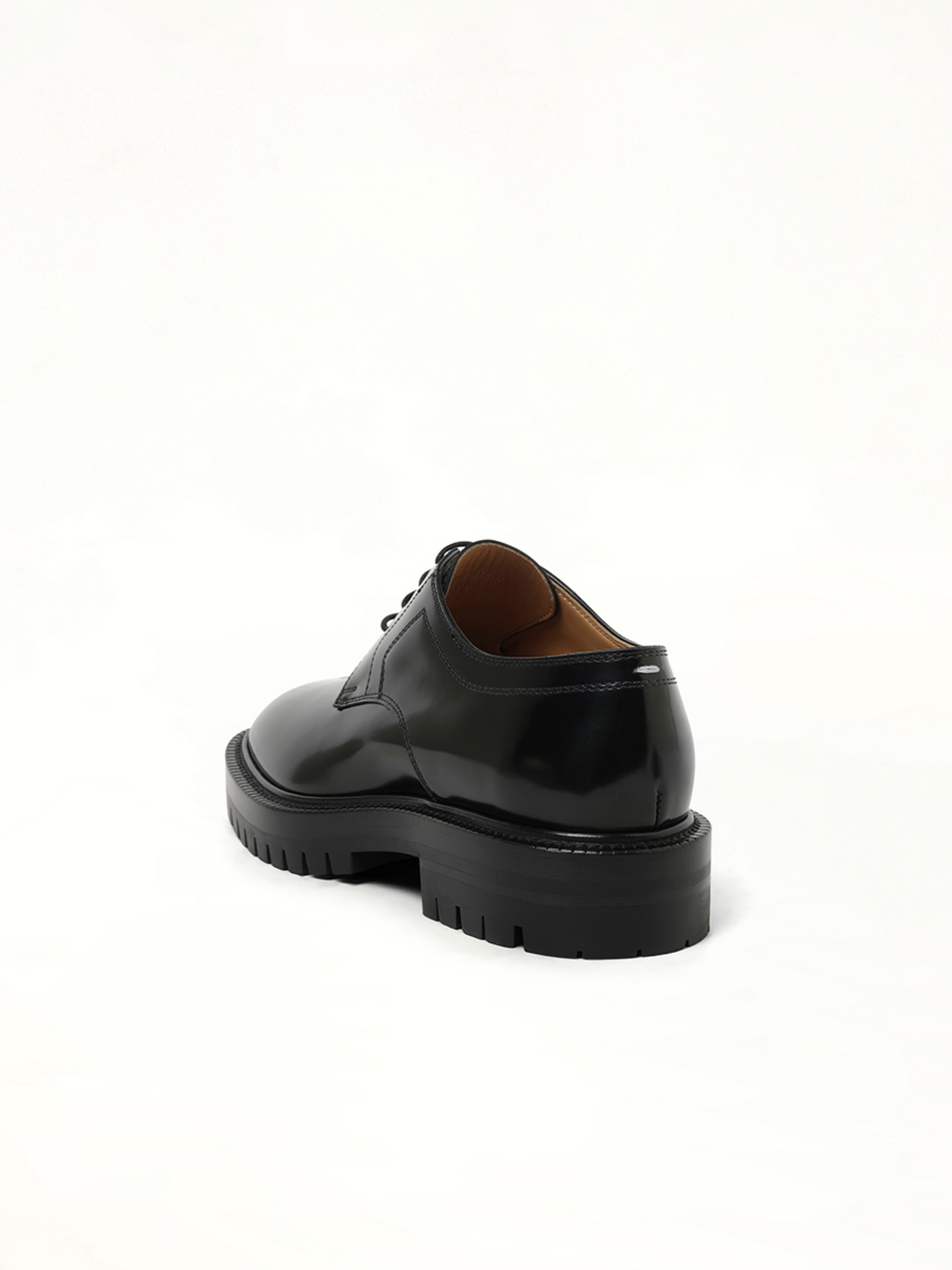 Tabi Lace-Ups Chunky Sole in Black