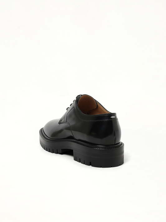 Tabi Lace-Ups Chunky Sole in Black