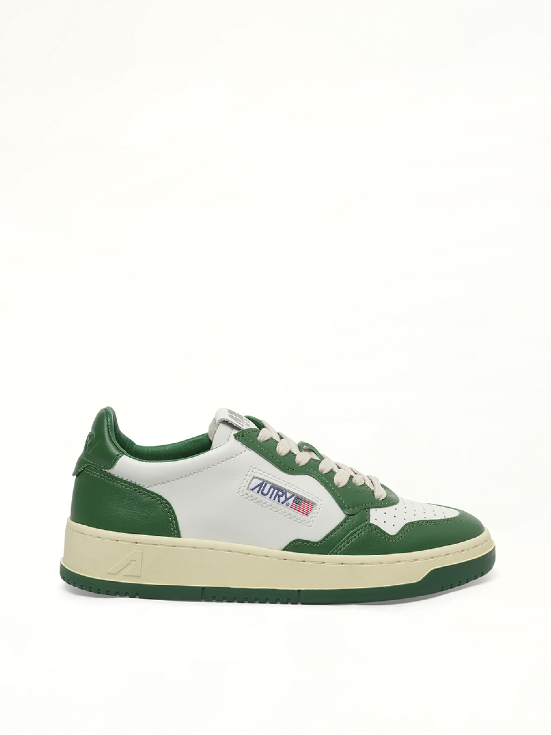 Medalist Low Bicolour Sneakers in White/Green Side View | AUTRY