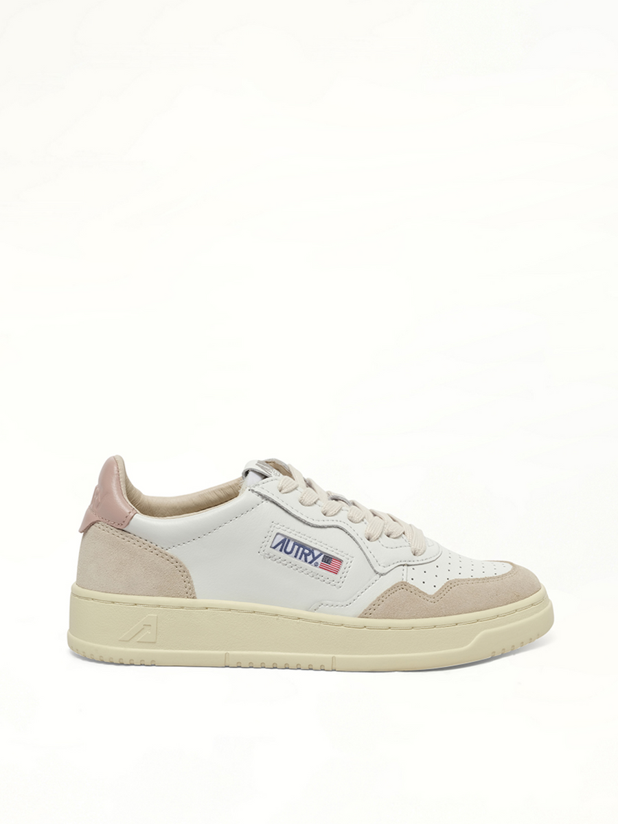 Medalist Low Sneakers in White/Powder Side View | AUTRY