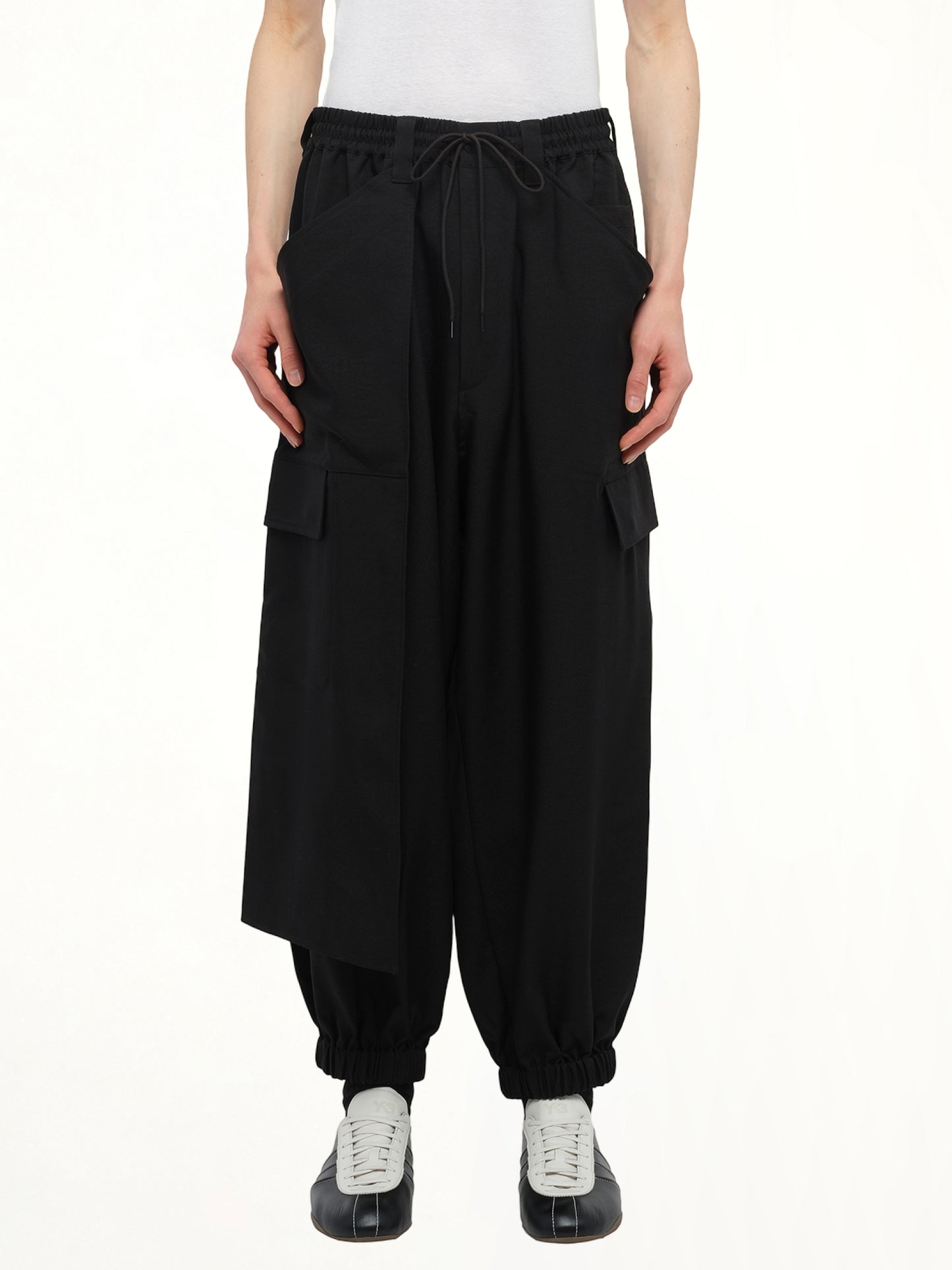 Sport Uniform Cuffed Cargo Pants in Black