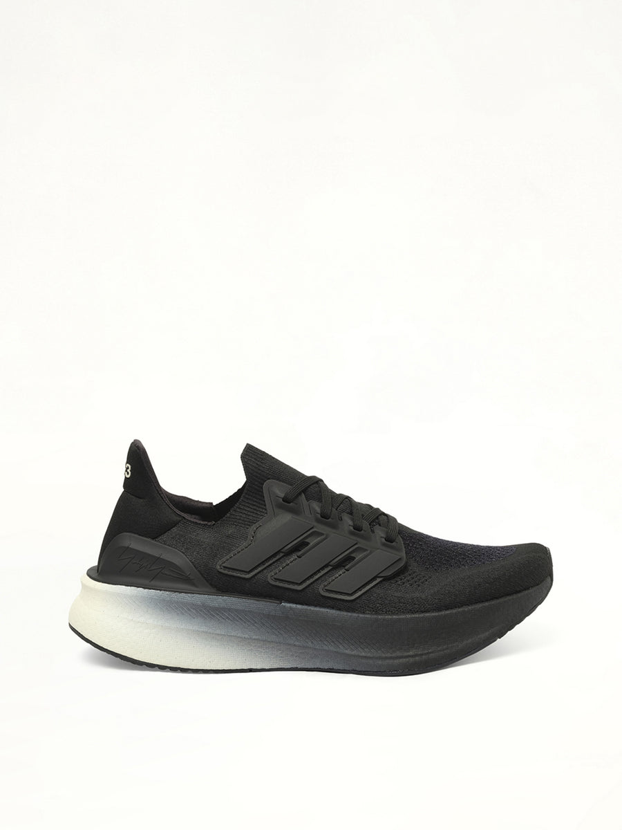 Ultraboost Light 5 in Black Side View | Y-3