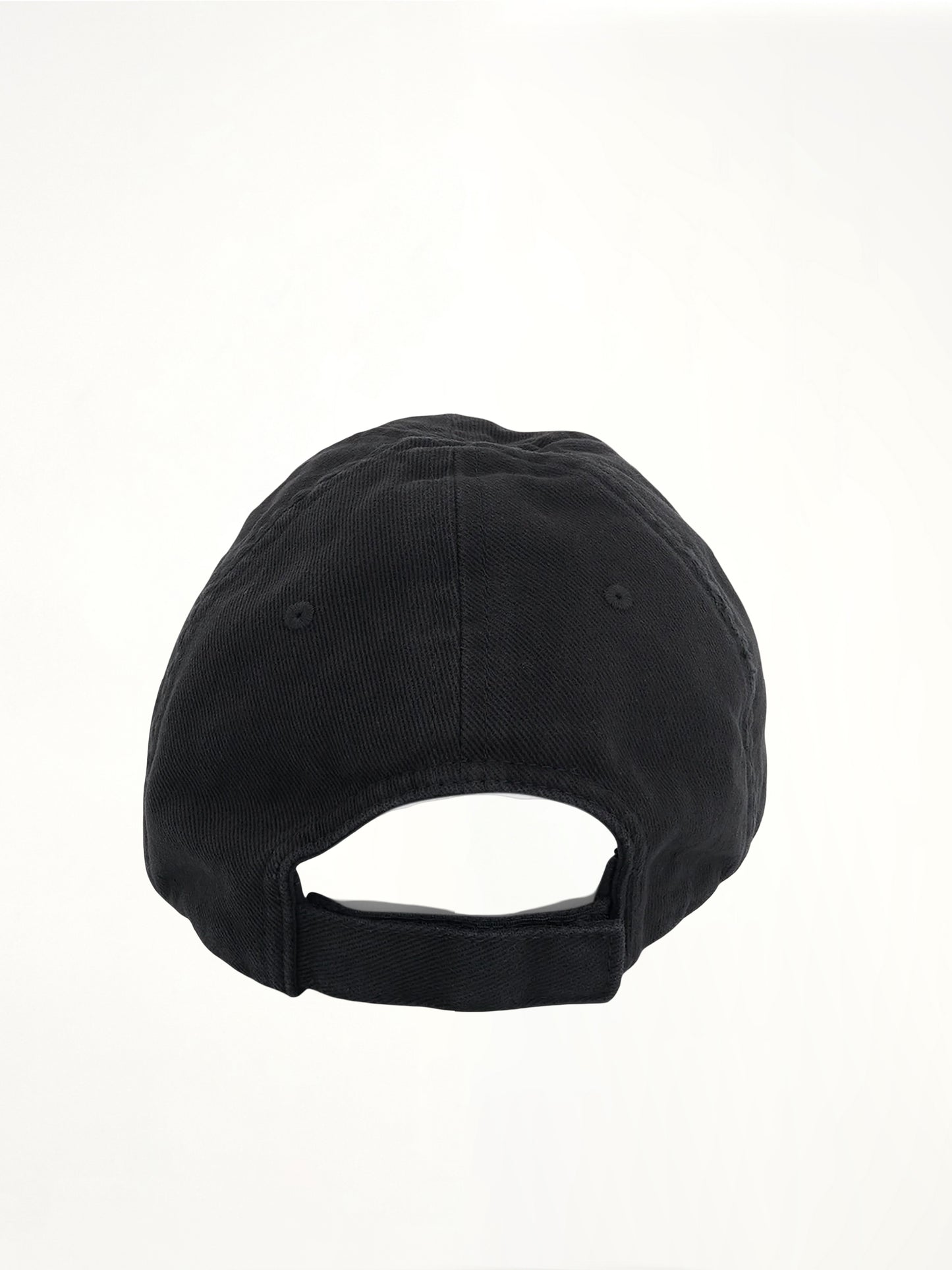 Front Piercing Cap in Washed Black/White