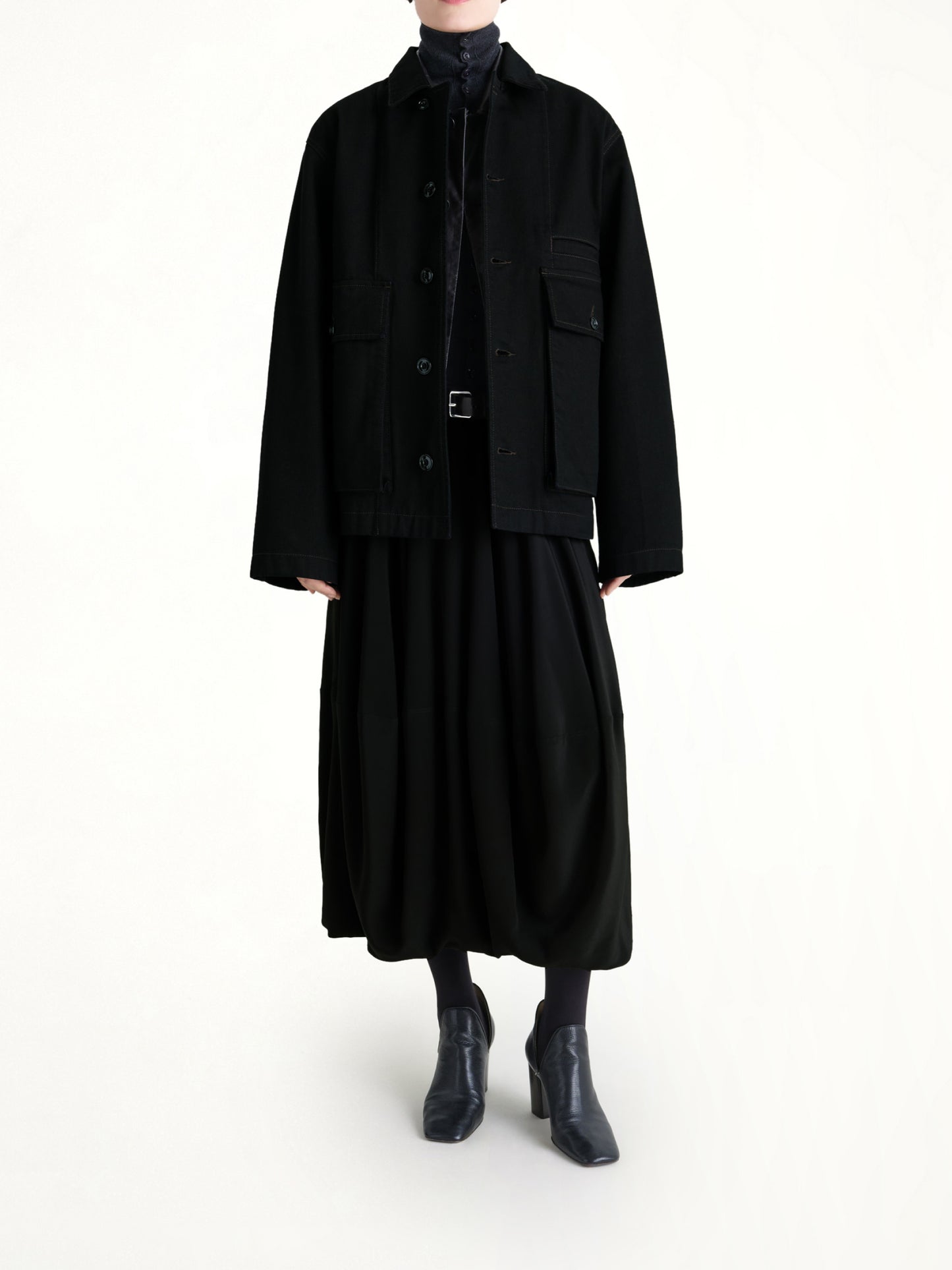 Boxy Outer Jacket in Black