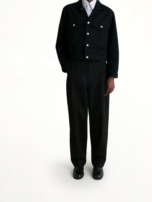 Trucker Jacket in Black