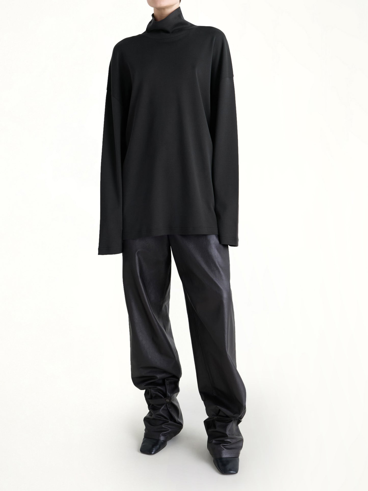 Relaxed Mock Neck T-Shirt in Black