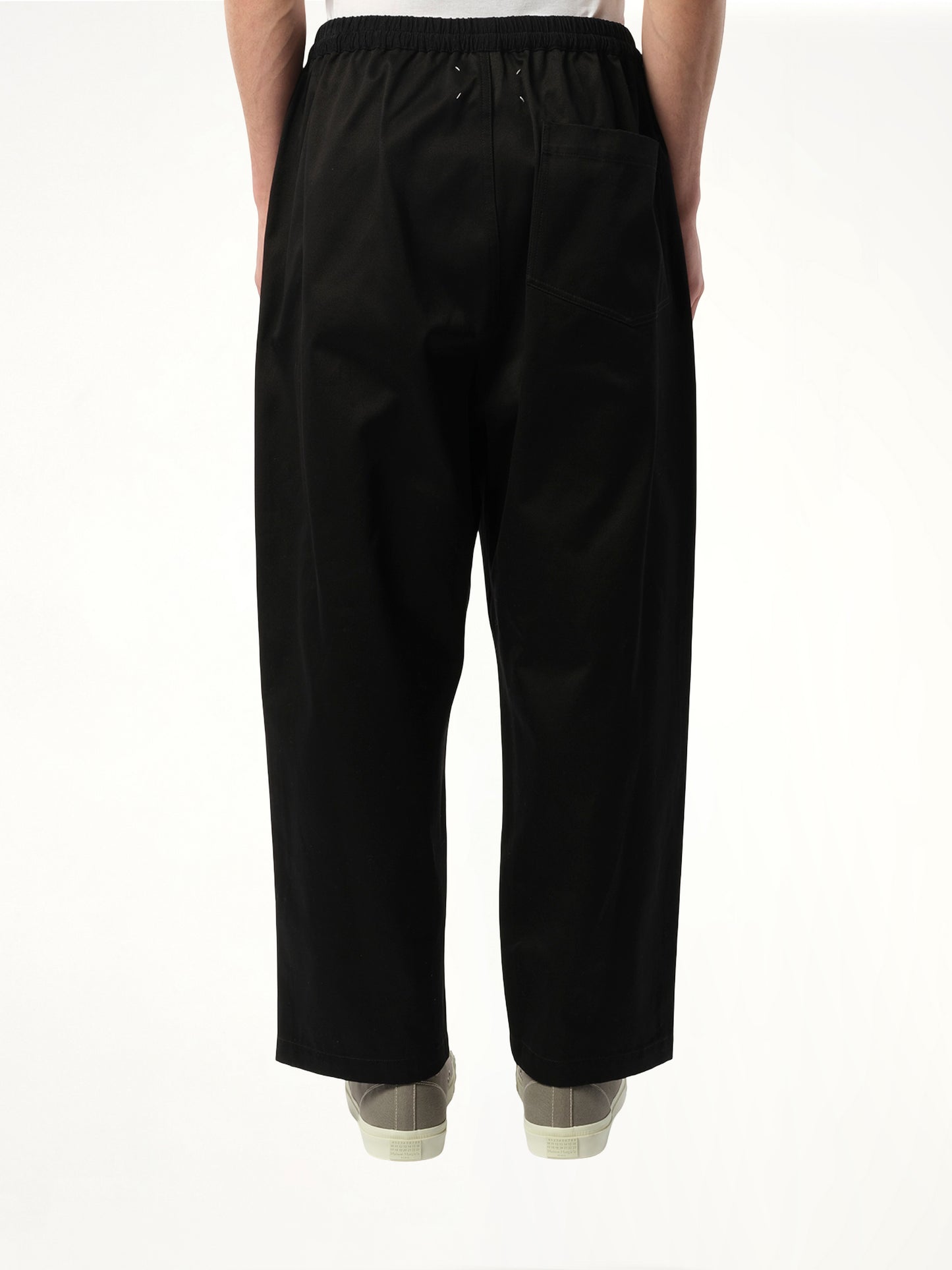 Stone Washed Relax Chinos in Black