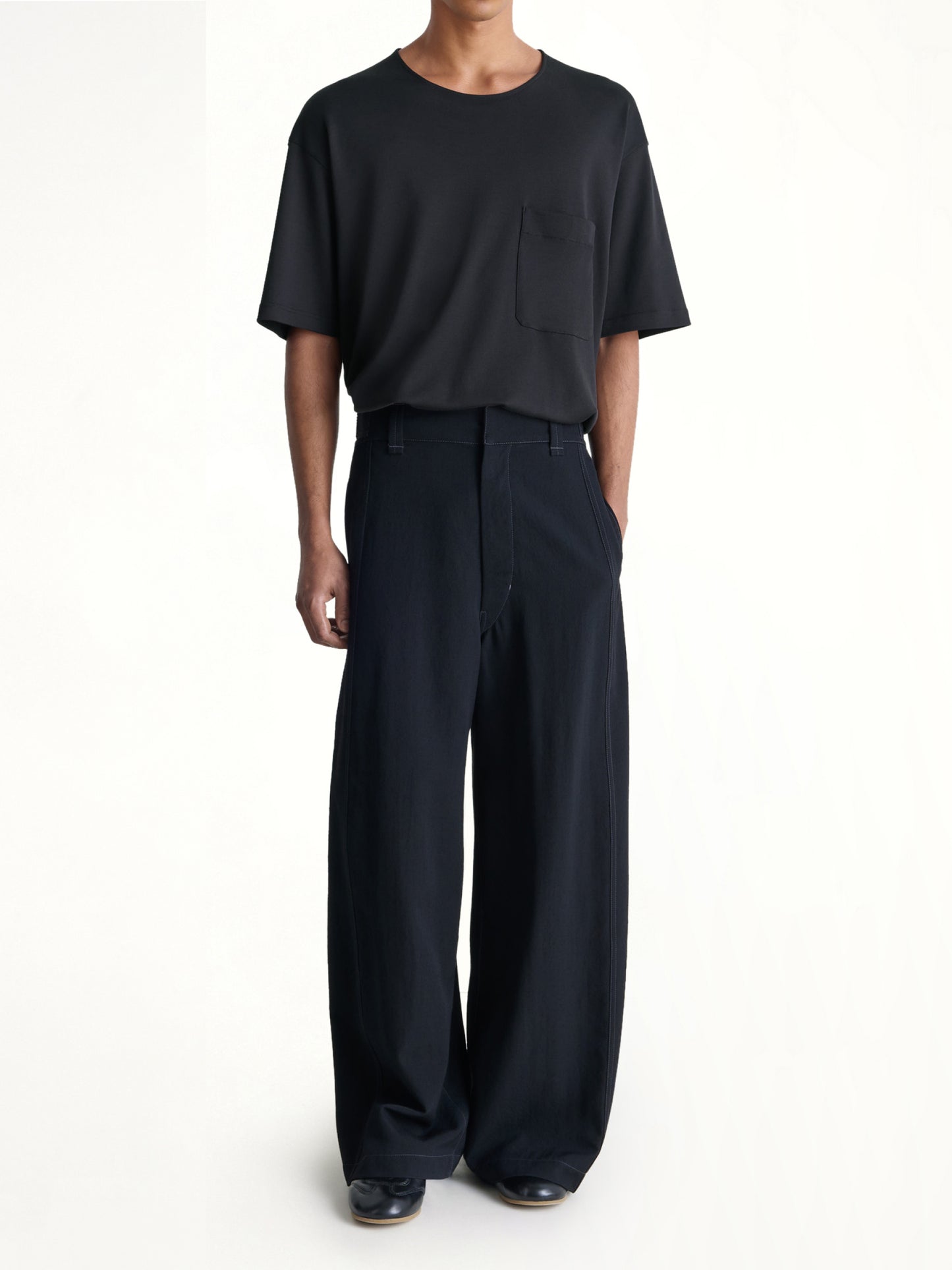 Relaxed Fit T-Shirt in Black