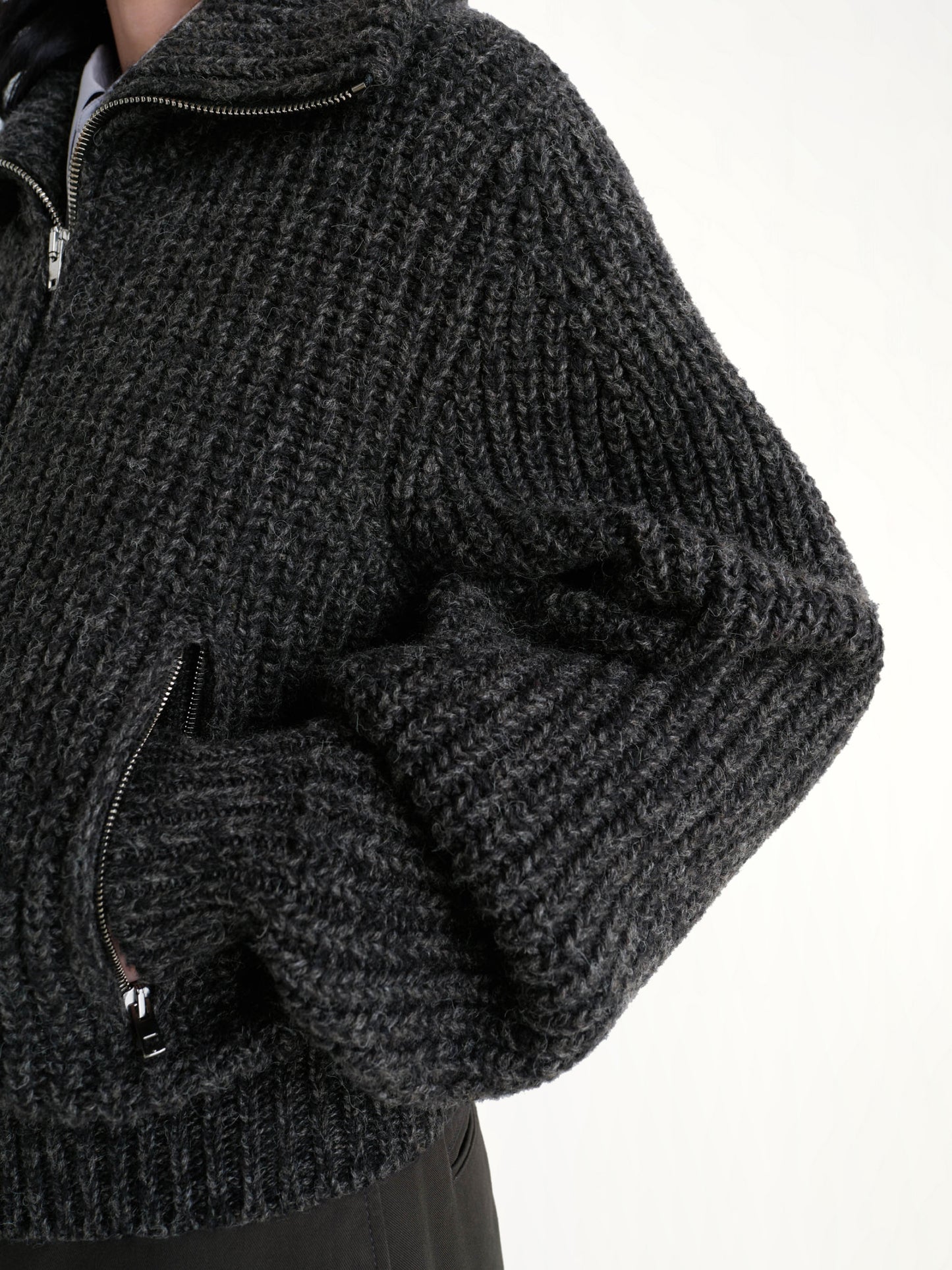 Zipped Cardigan in Black / Mink Brown