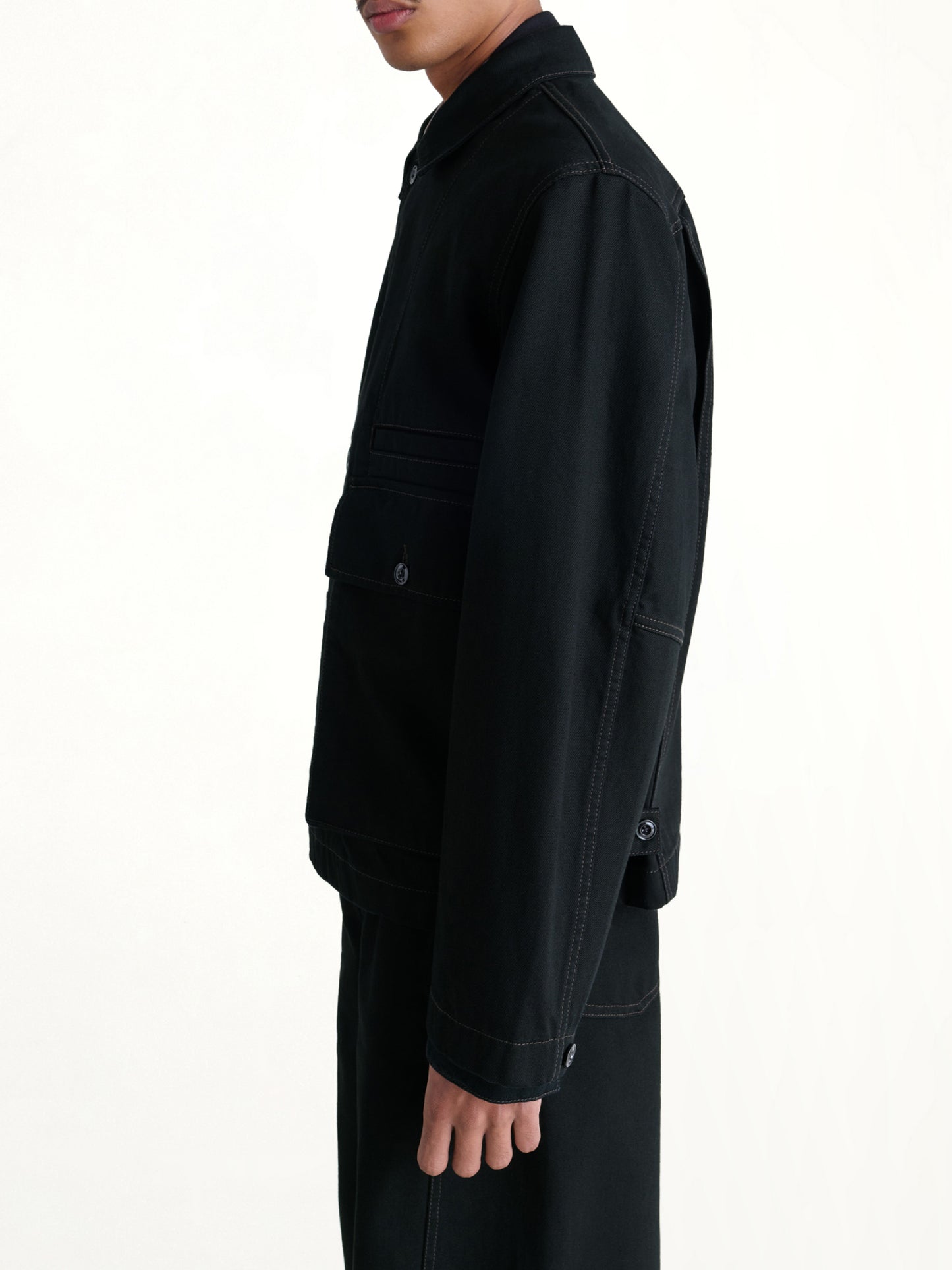 Boxy Outer Jacket in Black