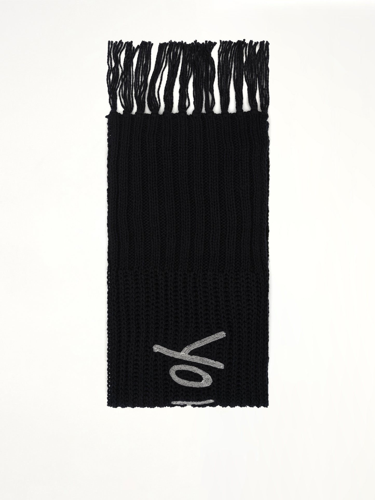 Chunky Knit Scarf in Black
