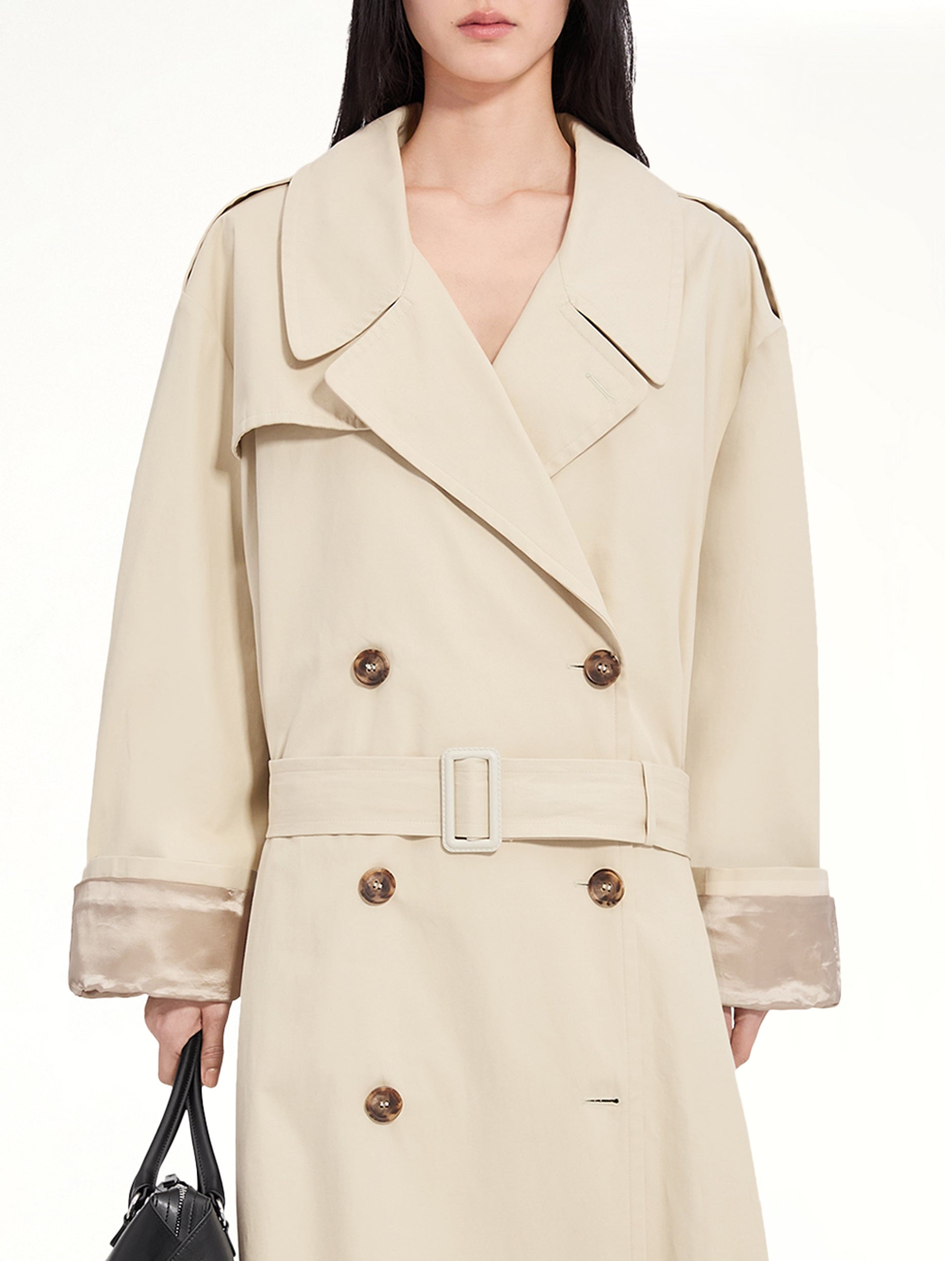 Trench Coat in Ecrù