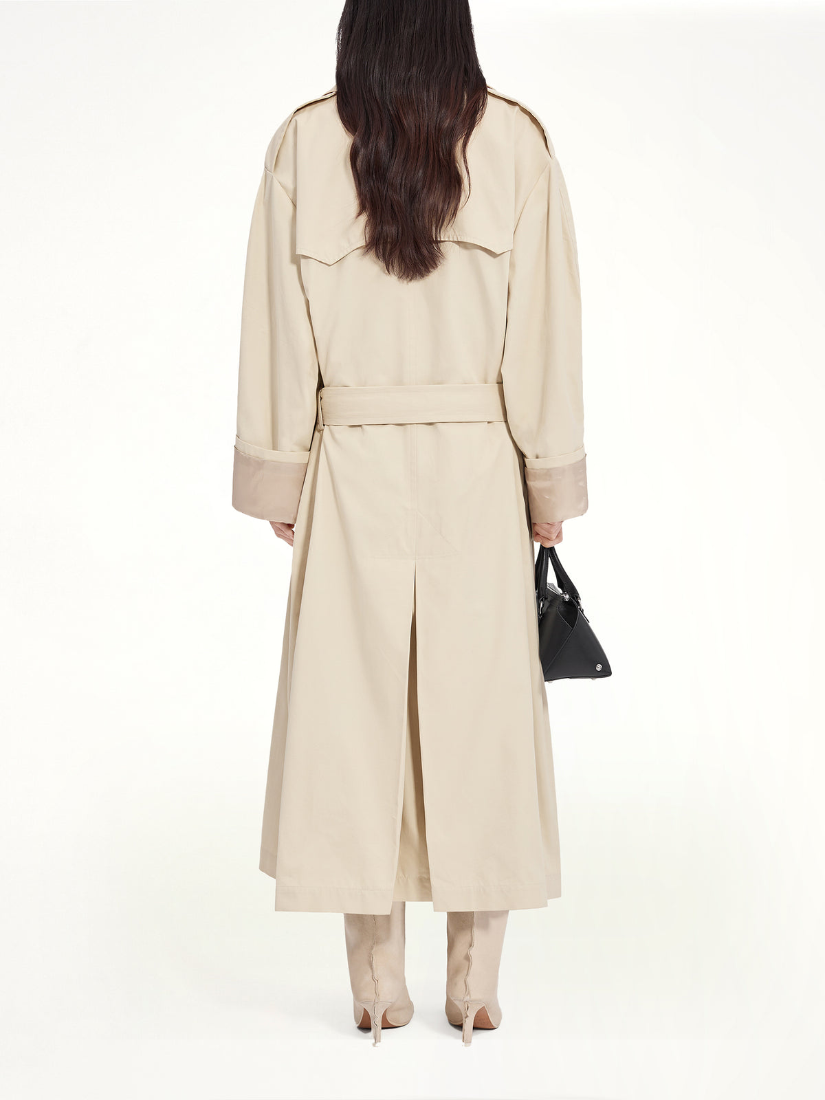 Trench Coat in Ecrù
